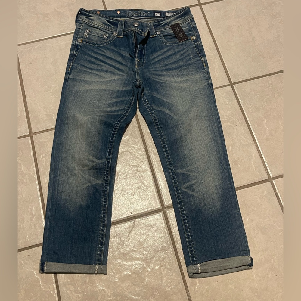 NWT‎ Miss Me Women’s Boyfriend Capri Medium Wash Blue Jeans Size 25
